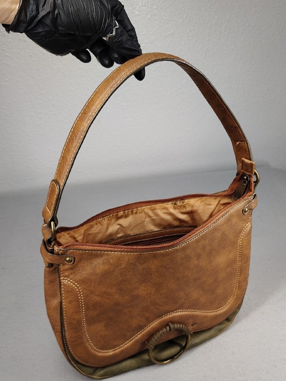 Justin Conceal Carry Purse - Picture 4 of 15
